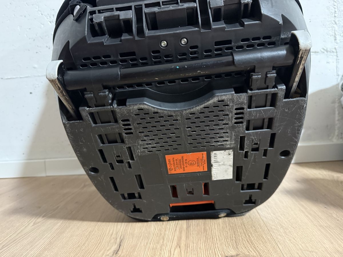 Cybex Seggiolini per auto: Kindersitz Cybex Solution M-fix 15-36kg gebraucht – Usato da Stallikon venduto da gizspee 3