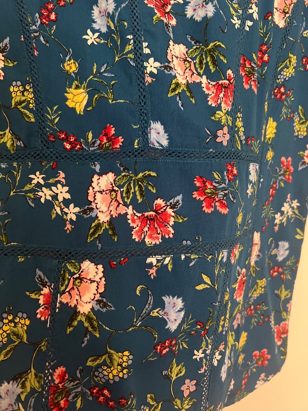 Top: Blumen Top SFERA L – Usato da Horgen venduto da linuxrp 2