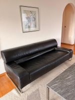 Ledersofa schwarz mit Metallfüssen gebrauchter Zustand