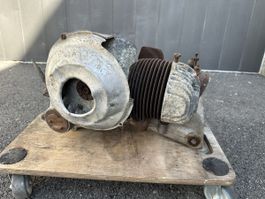 AUKTION Motor Vespa Faro basso VN2M