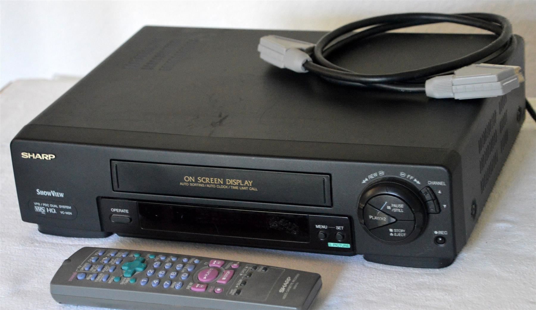 Sharp Registratori: Videorecorder VHS  Sharp VC-M24GM magnétoscope – Usato da Collonges venduto da arashee