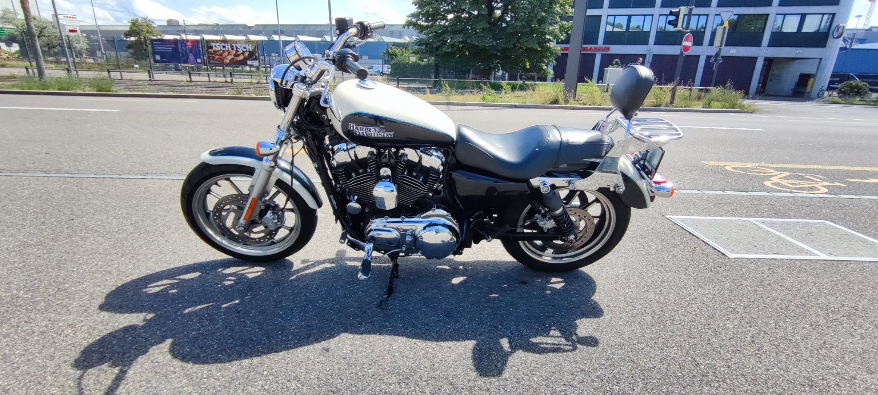 Harley-Davidson Chopper: HARLEY-DAVIDSON XL1200T Super Low ABS – Gebraucht aus Zürich von l.to 1