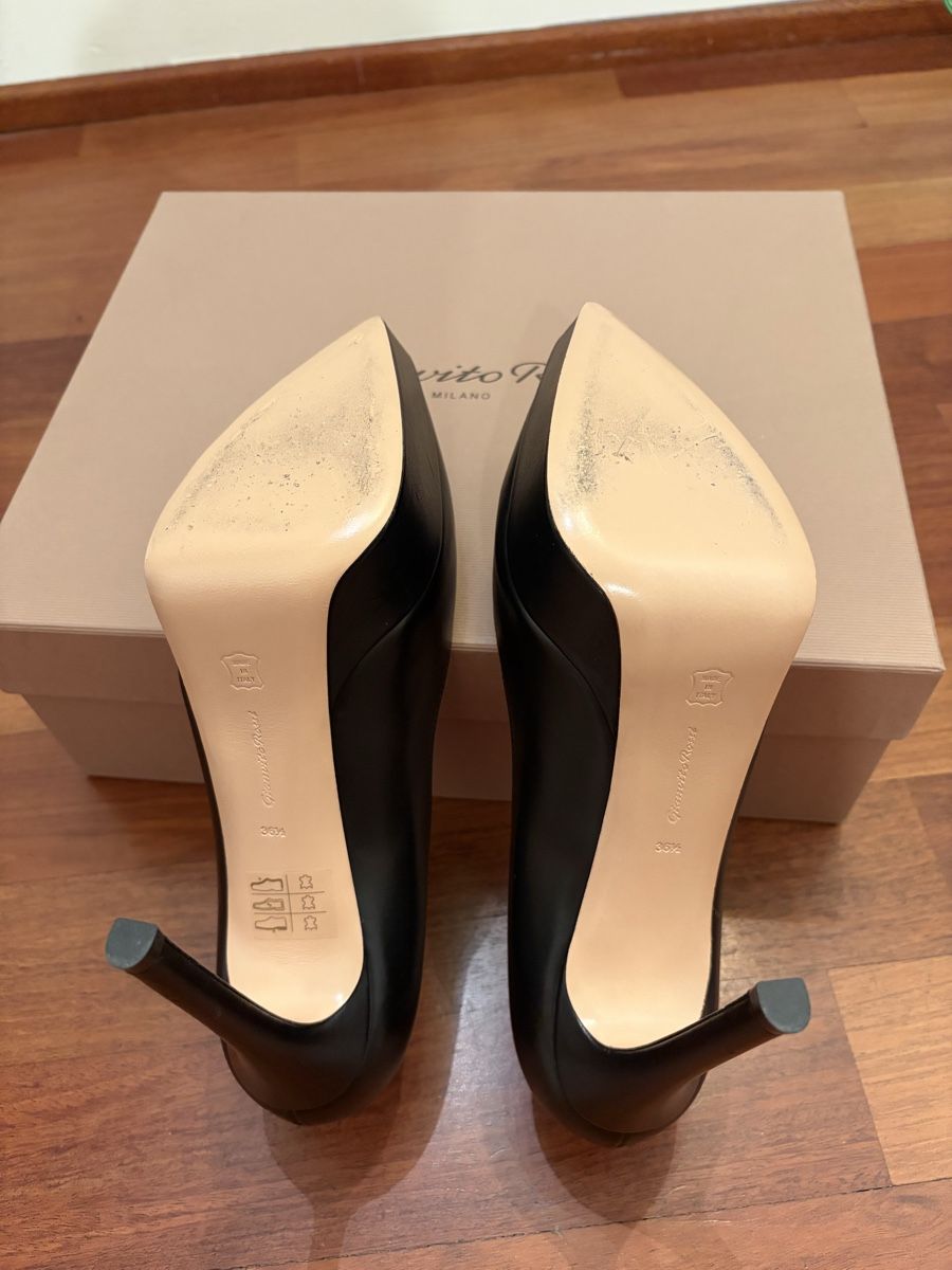 Scarpe da donna: Décolleté Gianvito Rossi black leather  – Nuovo (secondo la descrizione) da EINIGEN venduto da AV_WATCH 3