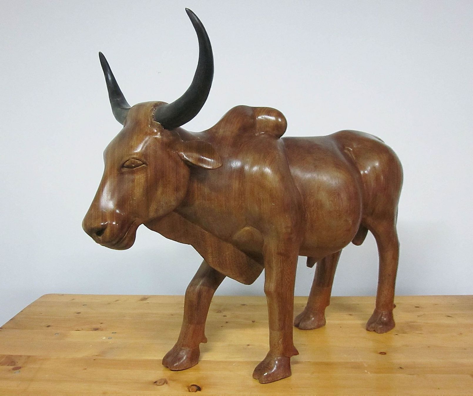 Sculture & Statue: Holz Ochse – Usato da Bäretswil venduto da robsonantik 1