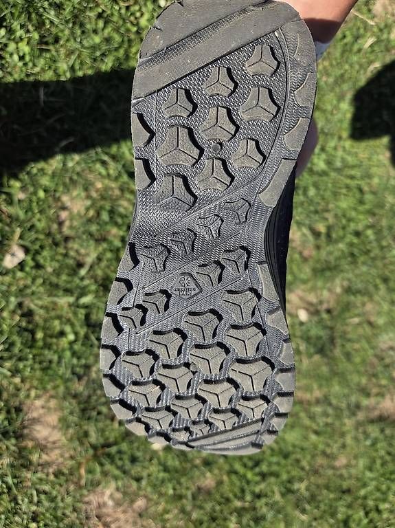 Decathlon Scarpe per ragazzi: Chaussures de neige Taille 30 – Usato da Rolle venduto da gae_y2rp 1