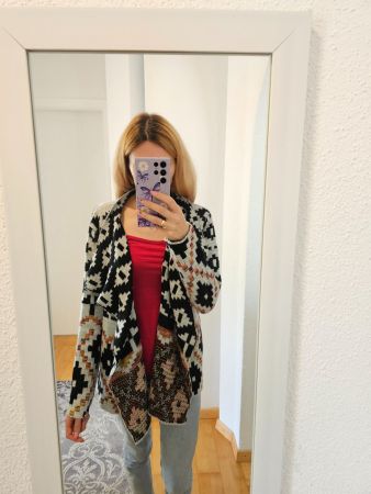 Cardigan Marke Saint Tropez