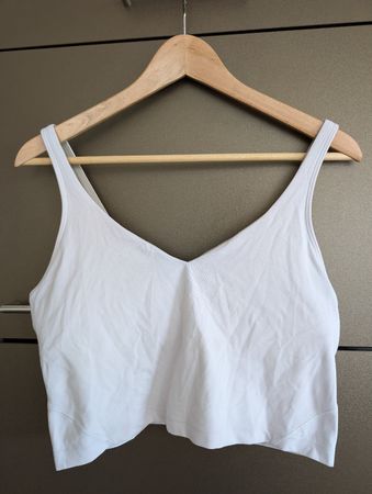Lululemon weisses Top mit integriertem BH, Grösse 12