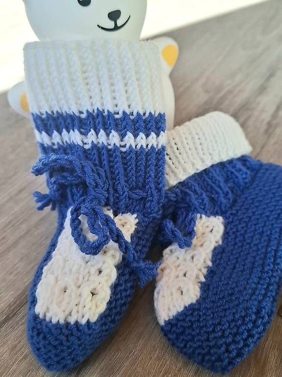 Chaussures garçon: Babyschühchen gestrickt 6-9 Mt – Neuf avec emballage d'origine à Lenk im Simmental par LONdon2014 1