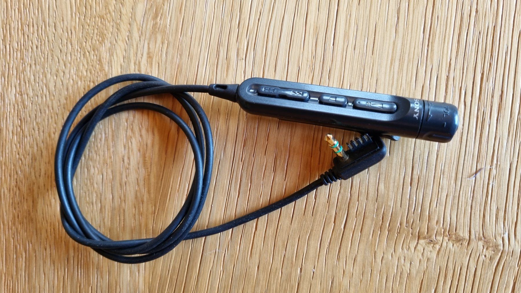 Sony Télécommandes: Télécommande Sony RM-MC21 / Remote  /Fernbedienung MD CD K7 – D'occasion à Couvet par Mima0077