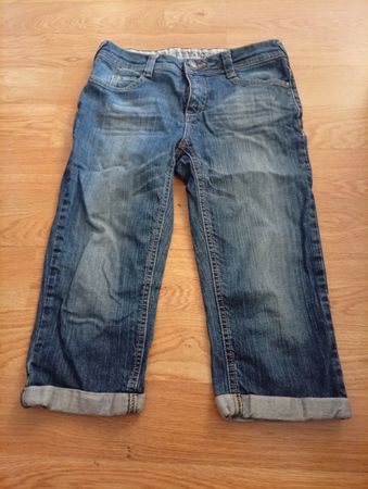 Jeans Damen Capri Grösse 36 guter Zustand