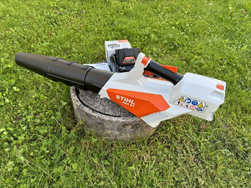 Neue Akku Laubläser STIHL BGA 57, mit Akku, Buhjar 2024 Kaufen auf