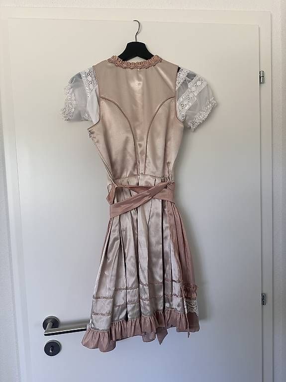 Krüger Vestiti: Krüger Dirndl mit Bluse – Usato da Liebefeld venduto da ang_jvw7 1