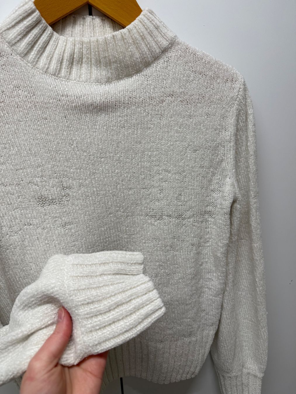 C&A Maglioni & Felpe: Kuscheliger, warmer Pulli, weiss von Clockhouse, Gr. XS – Usato da Zürich venduto da Cleo234 2