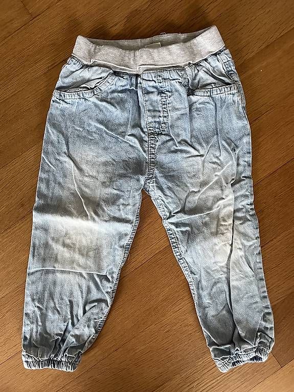 Pantaloni: Hosen Grösse 92 – Usato da Aarau venduto da regifee6 3