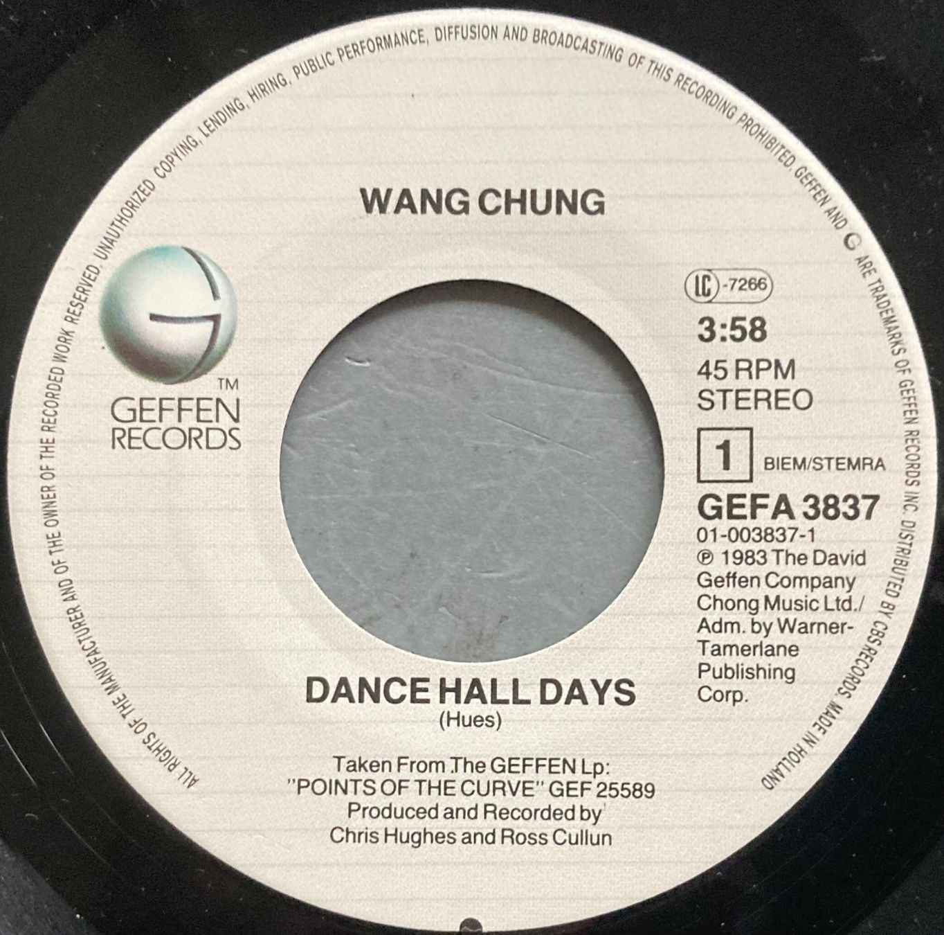Vinyles: WANG CHUNG - DANCE HALL DAYS – D'occasion à Poliez-Pittet par Newtown-Records 2