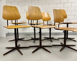 7 SCHULSTÜHLE, VINTAGE, EMBRU, ORIGINAL, KLASSIKER