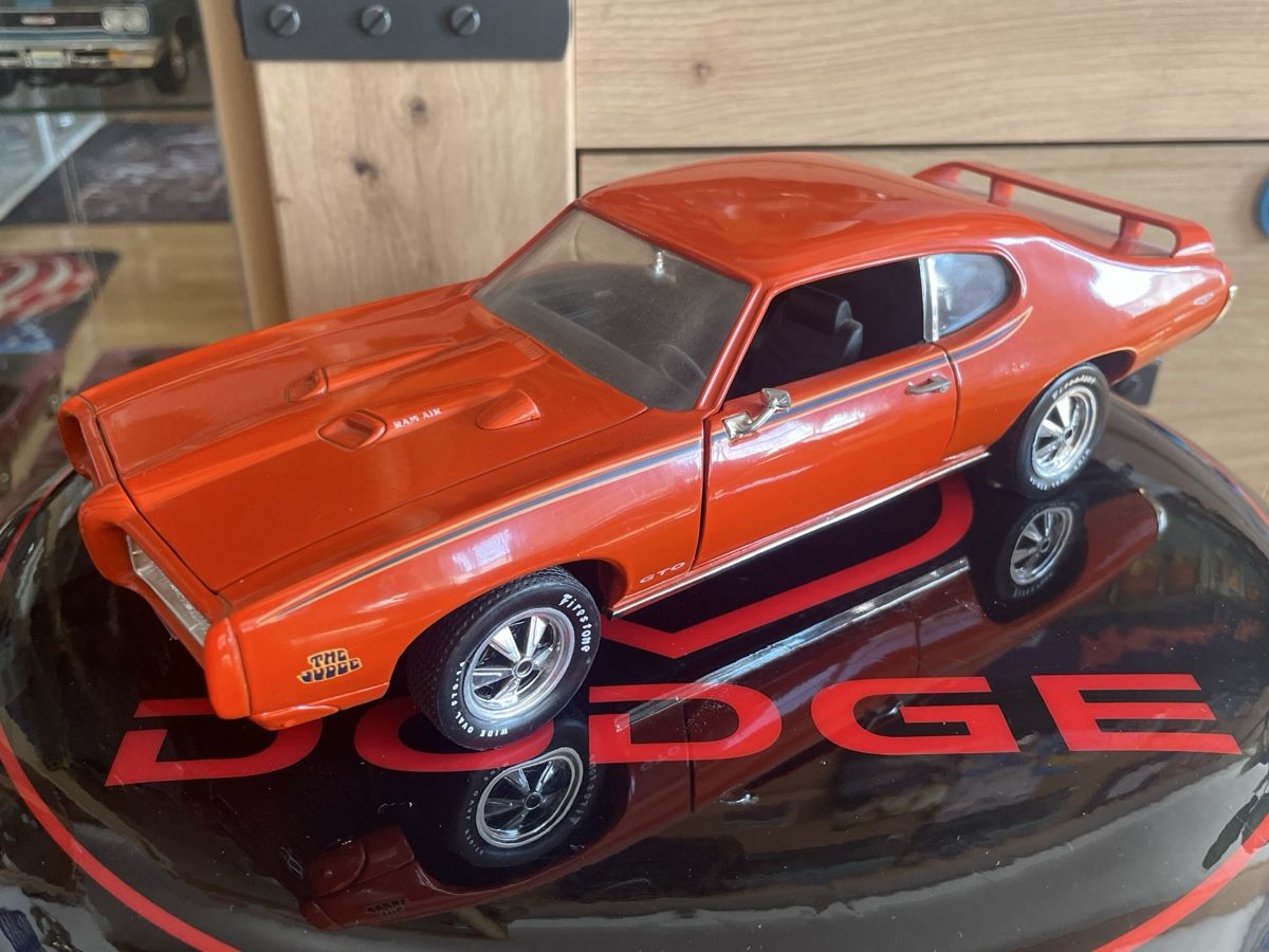 Pontiac Modellini d'auto: Pontiac GTO, 1969 – Nuovo (secondo la descrizione) da Goldingen venduto da FirebirdLady92