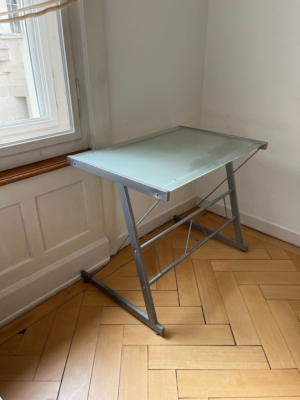 Schreibtische: Schreibtisch – Gebraucht aus St. Gallen von emi_5dkv