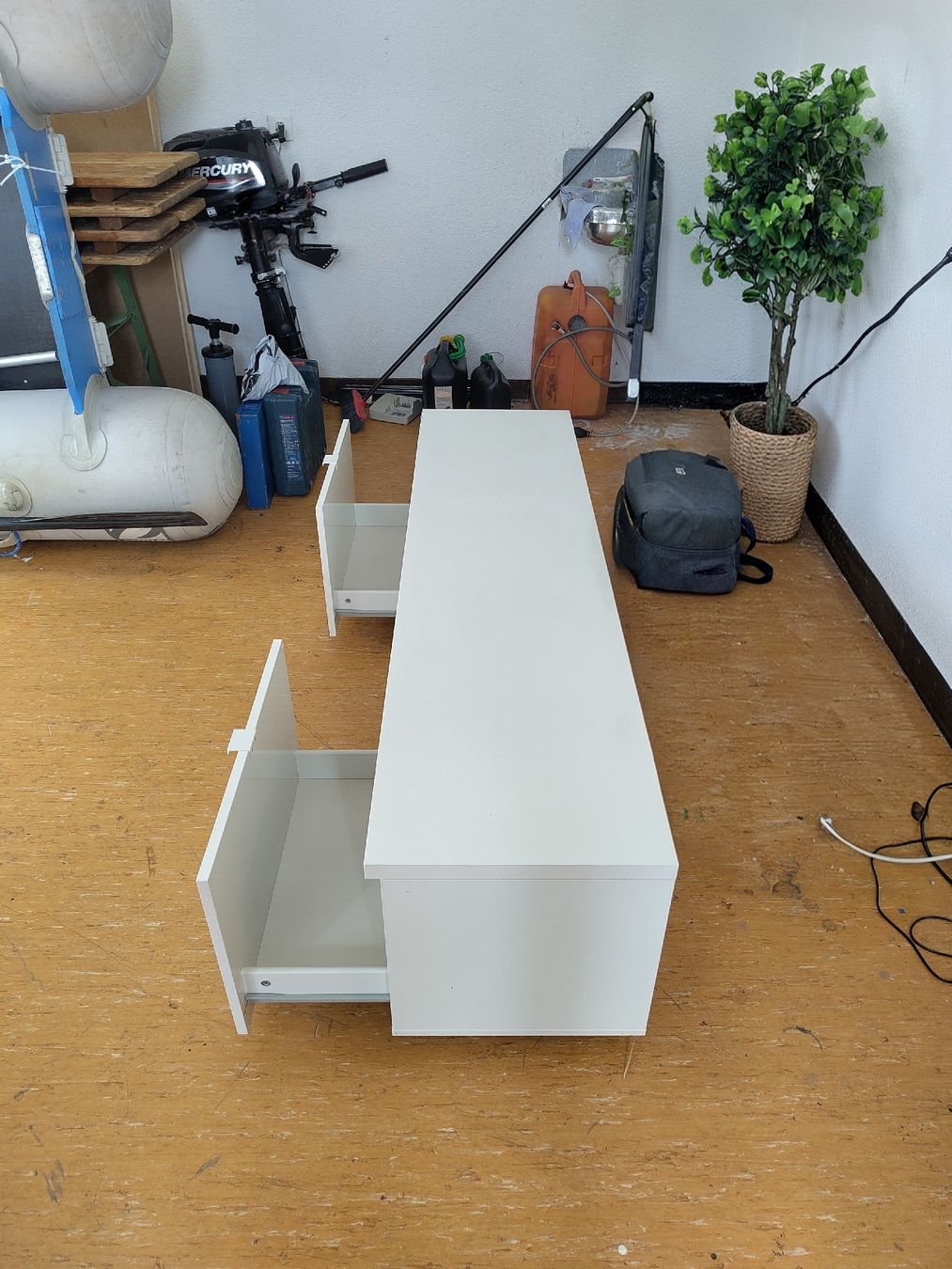 Ikea Mobili TV: Fernseh Möbel/Sideboard – Usato da Solothurn venduto da MichelJoe 2