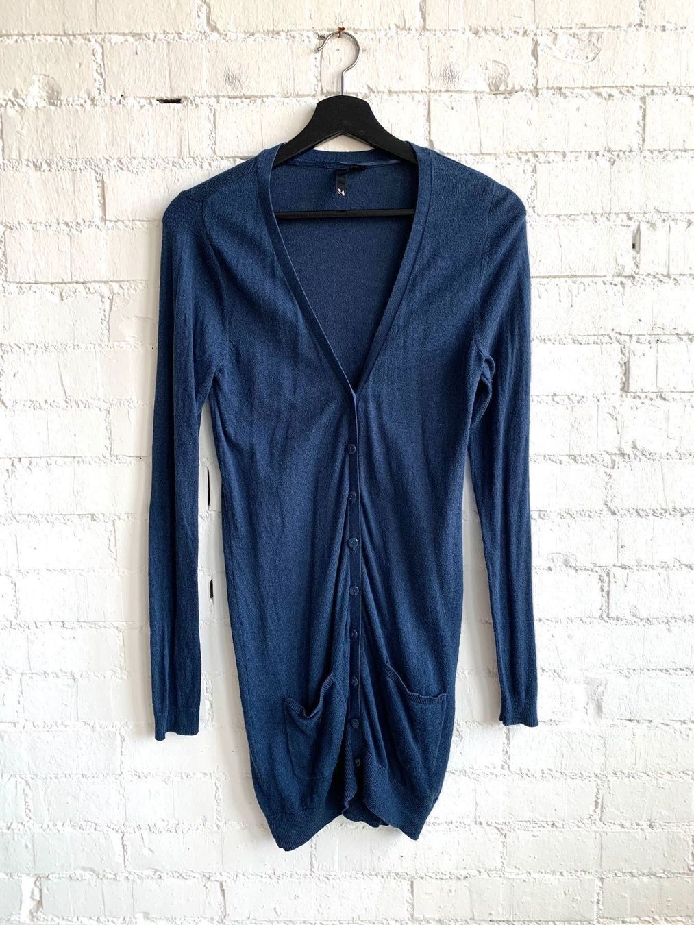 H&M Jacken: Feine blaue Strickjacke von H&M – Gebraucht aus Bern von Fraeuleinhonig 1