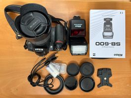 Digital-Kamera Nikon D80 mit Objektiv 18-135 mm und Zubehör