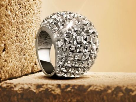 Swarovski Anelli: Original Swarovski Ring 5000807 Large Crystal weiss 60 – Nuovo (secondo la descrizione) da Suhr venduto da Juvelia 2