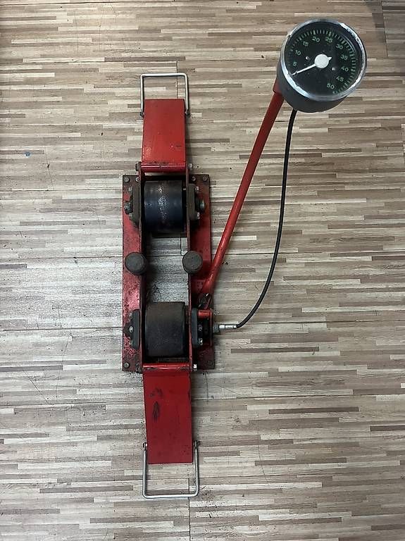 Pièces pour mobylette: Geschwindigkeitsprüfrolle Mofa – D'occasion à Jonschwil par quad46