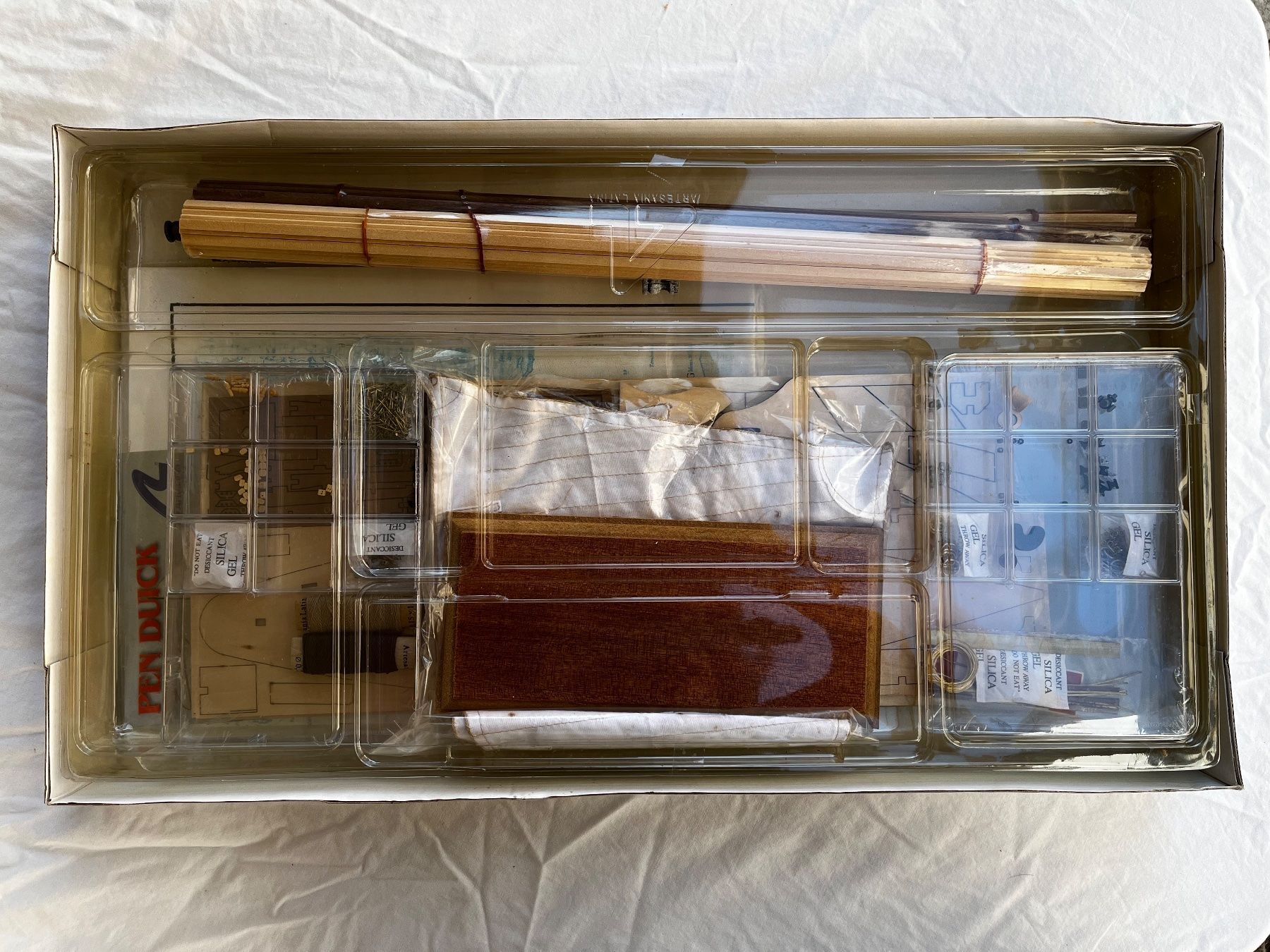 Kit di modellismo & Modellini statici: Modellbaukausten Schiff Pen Duick – Nuovo (secondo la descrizione) da Zürich venduto da gemuesebouillon 2