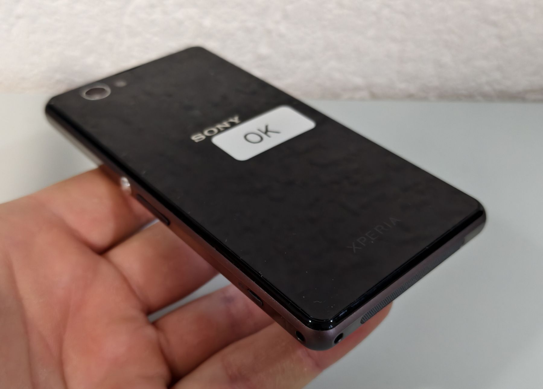 Sony Telefoni cellulari / Smartphones: Sony Z1 Compact schwarz  – Difettoso da Ehrendingen venduto da Rocky985 3