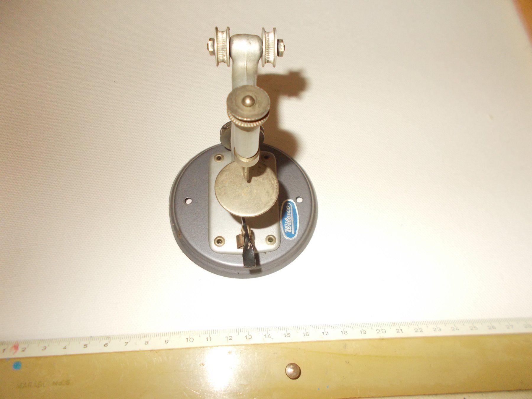 Wilesco Kit di modellismo & Modellini statici: WILESCO ANTRIEBSMODELL STÄNDERBOHRMASCHINE – Usato da Romanshorn venduto da Legere8 1