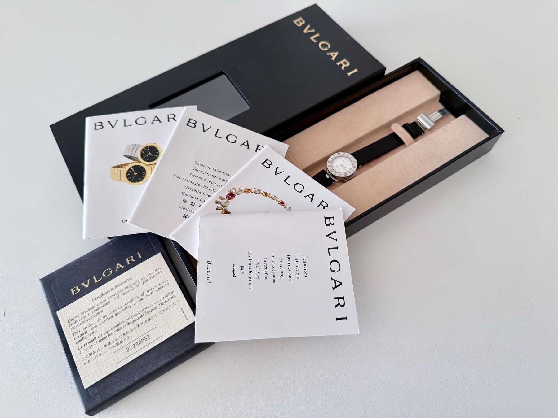 Bulgari Orologi: BULGARI B.Zero1 Ladies Quartz Watch, Full set 2005 – Nuovo e nell'imballaggio originale da Le Mont-sur-Lausanne venduto da LycaGallery 8