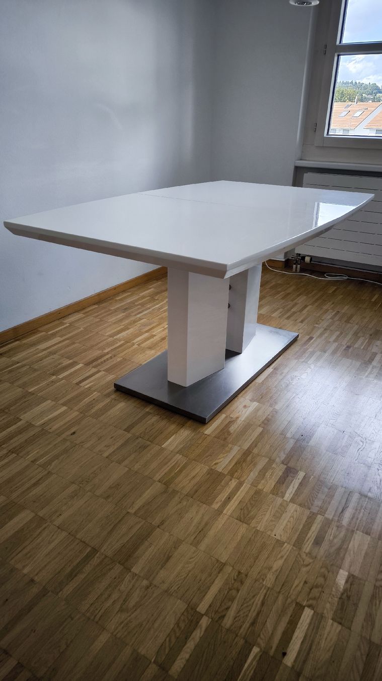 Tische: Esstisch mit Verlängerung – Gebraucht aus Regensdorf von 99Thomas