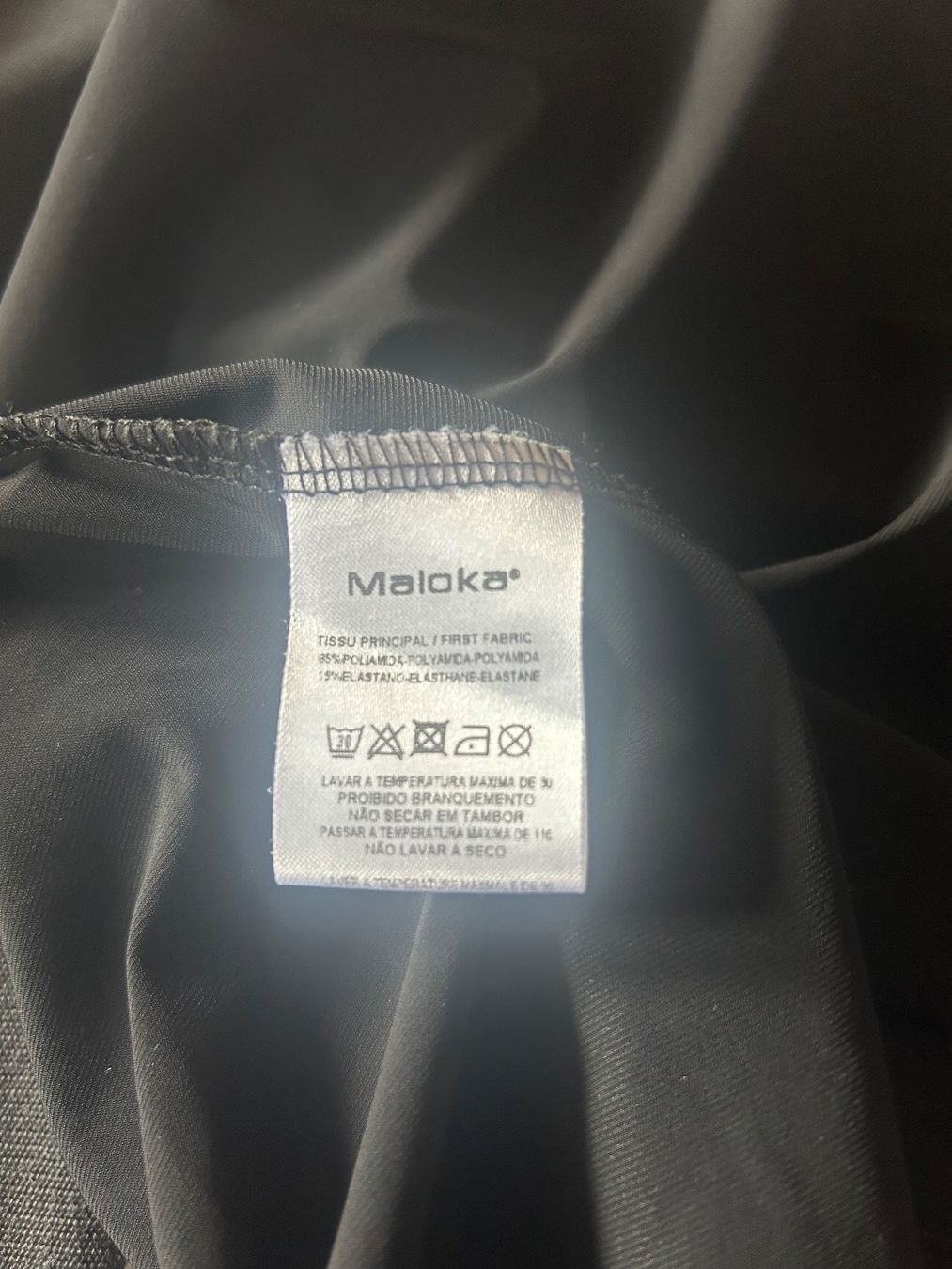 Vestiti: Maloka robe noire – Usato da Val-d'Illiez venduto da Dombou 3