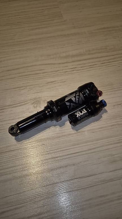 Fox Pezzi di ricambio: FOX Performance Elite FLOAT X 2-Positionen-Dämpfer 205x65mm – Nuovo (secondo la descrizione) da Alpthal venduto da Small_pp 1