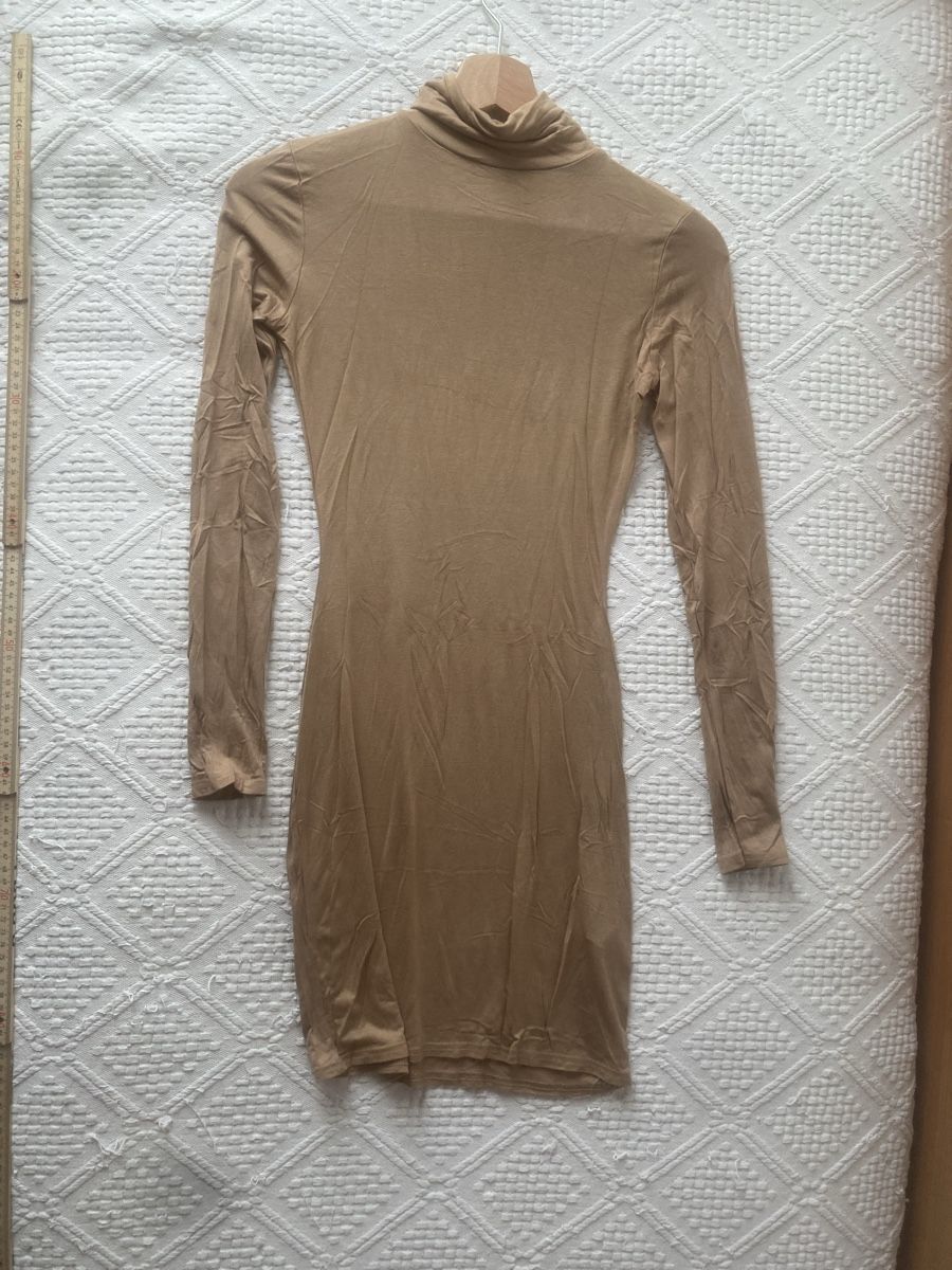 Kleider: Robe  – Gebraucht aus Cortébert von col_h56s