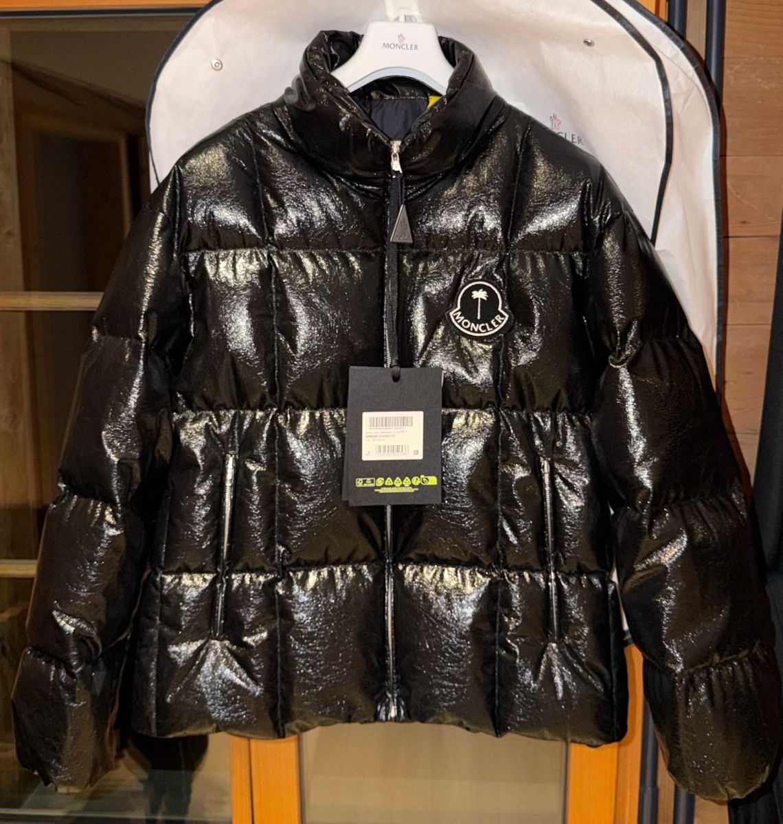 Moncler Jacken: Herren Moncler Jacke – Neu und originalverpackt aus Düdingen von Jennifer16