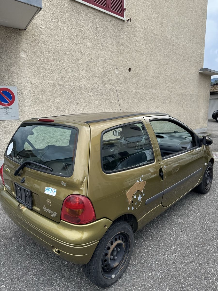 Automobili: Renault Twingo – Usato da Bassecourt venduto da ShkodranAdemi 2