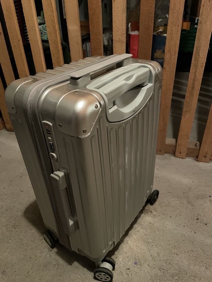 Altro in Aeronautica: Hand Carry Case, Silver, Original Price CHF 129.80 – Usato da Chur venduto da Abbybaumgartner 1