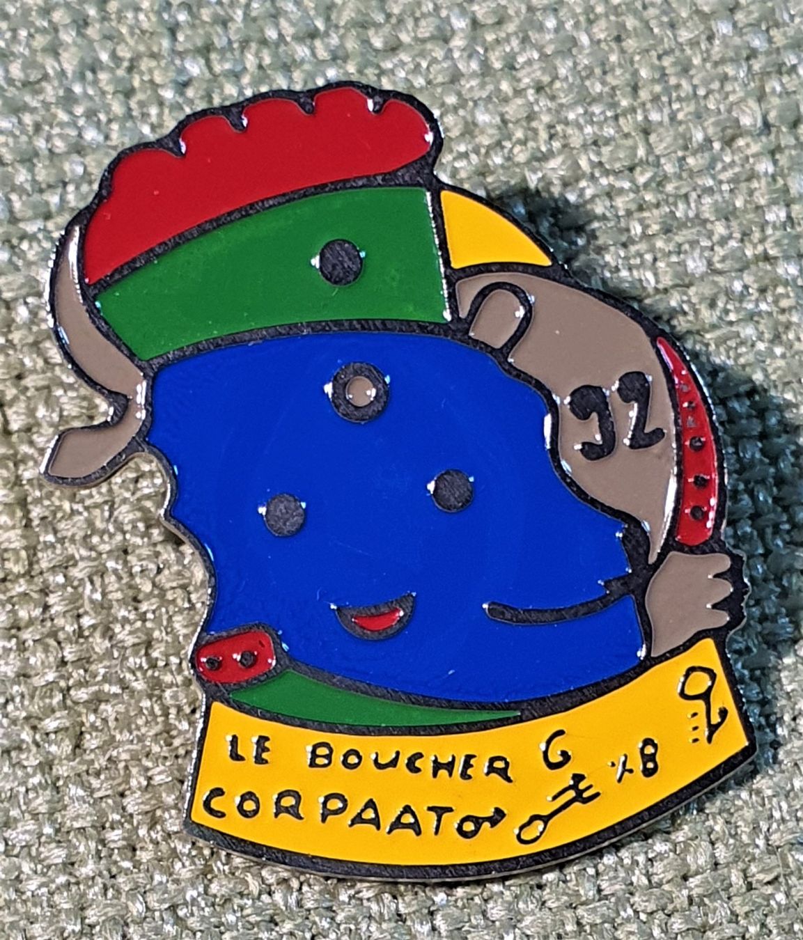 Placchette & Badge: O176 - Pin Le Boucher Corpaato 1992 – Usato da Reinach BL venduto da Boston-Verkauf