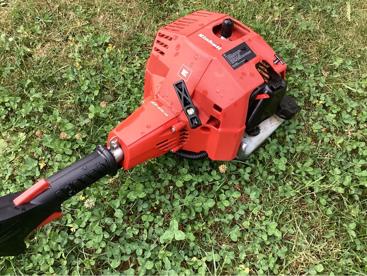Einhell Tondeuses à gazon: Rasentrimmer Einhell Benzin  – D'occasion à Wigoltingen par Roman214 3