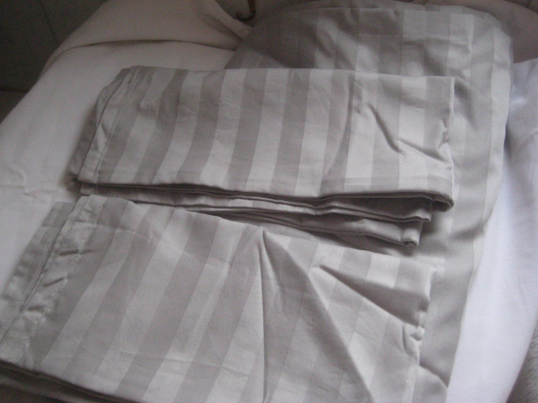 Bettwäsche: BETT  WÄSCHE  ÜBERZUG – Neu (gemäss Beschreibung) aus Uster von flocke1 1