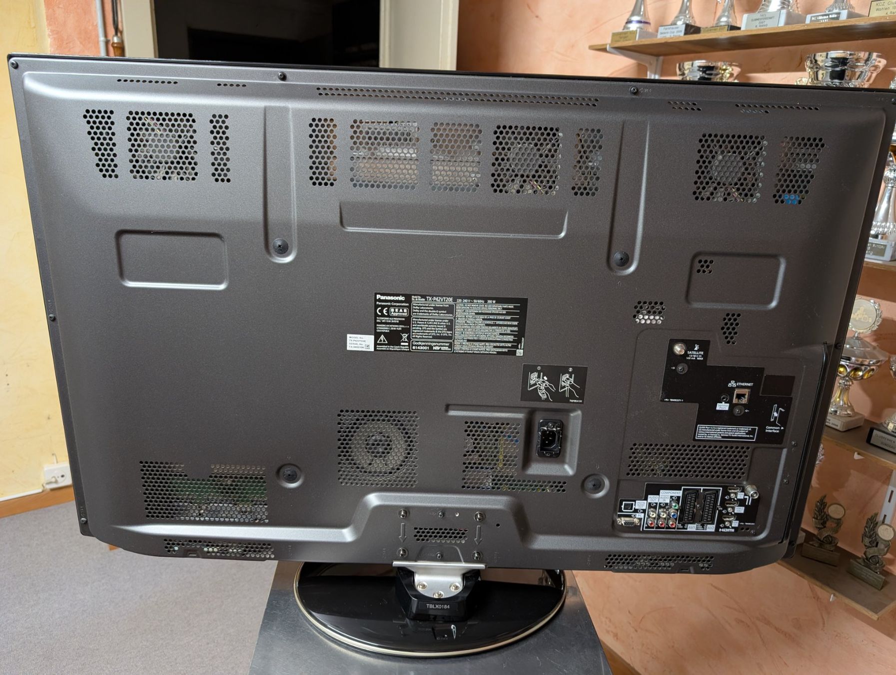 Panasonic Televisori: Panasonic TX-P42VT20E - Top Zustand – Usato da Seon venduto da phi_v98q 3