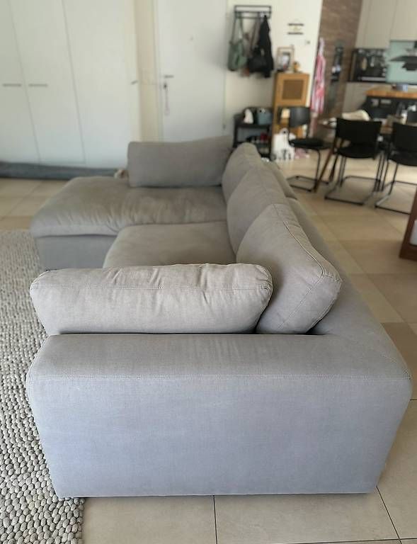 Divani: Gratis: made.com Ecksofa / Couch (Daunen, Leinen) – Usato da Zürich venduto da liz_2nnh 1