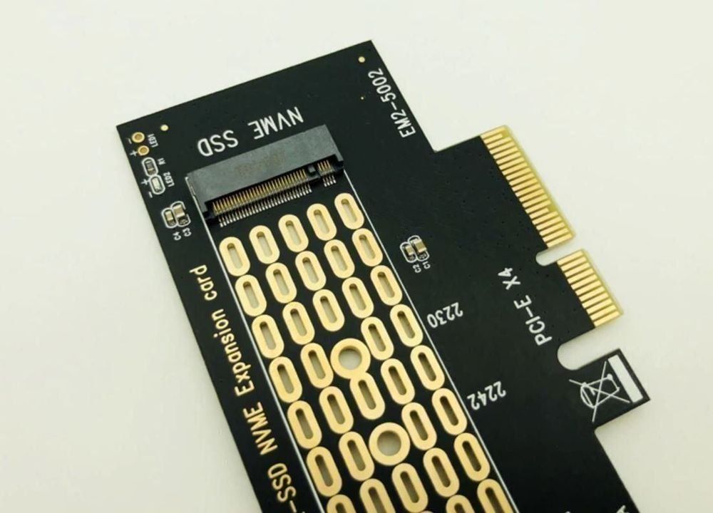 Unità & Adattatore: PCIe to M.2 NVMe Adapter – Nuovo e nell'imballaggio originale da Sursee venduto da allduino 2