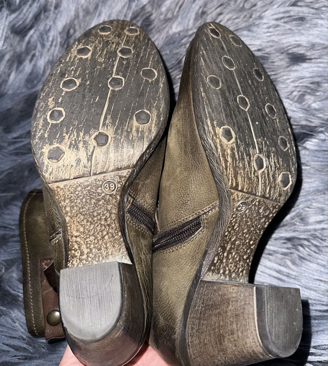 Scarpe da donna: BATA STIEFELETTEN GR. 39 LEDER – Usato da Unteraegeri venduto da MH203 6