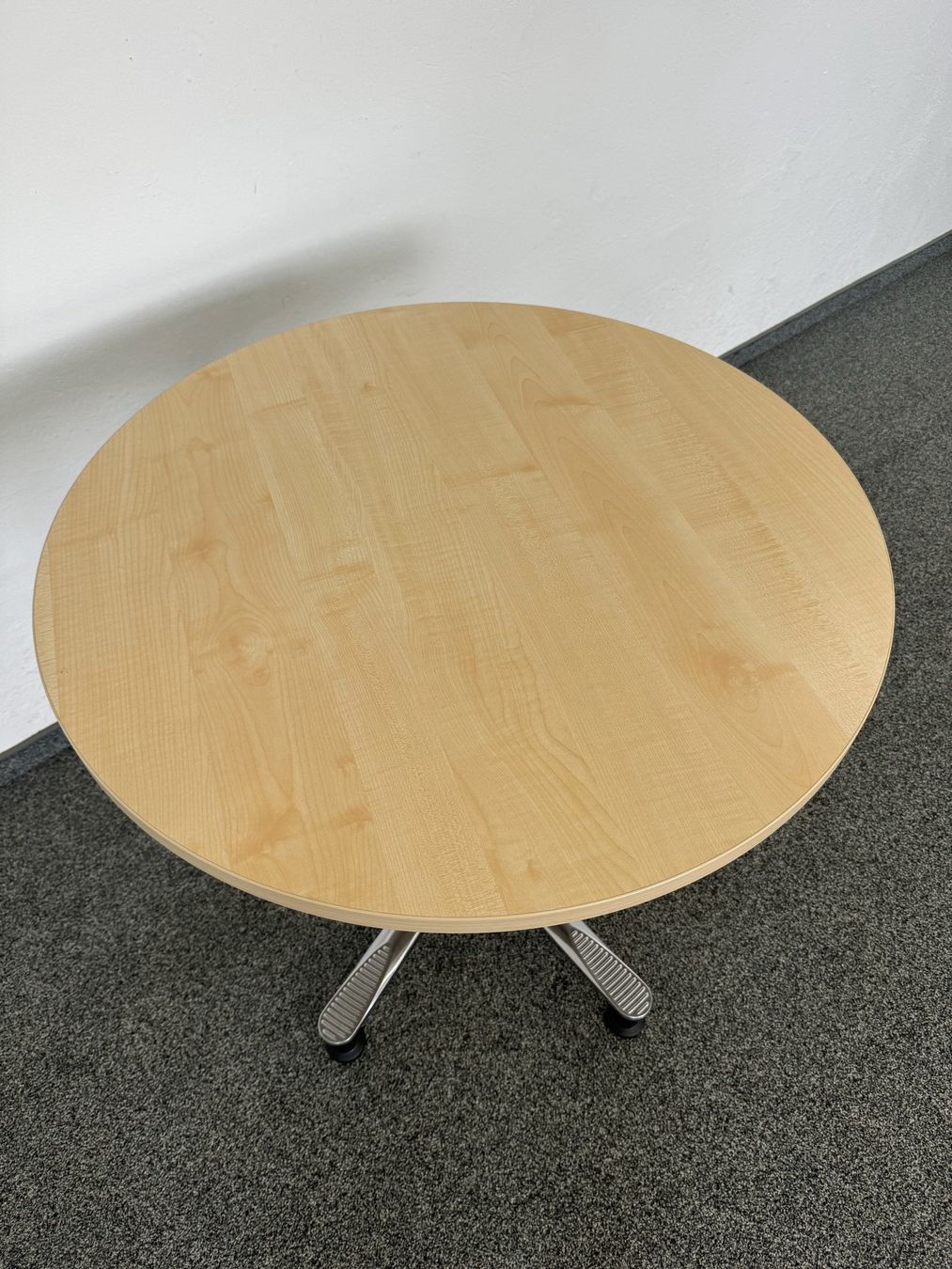 Tavoli: MC MyTable Säulenhubtisch – Usato da Schönenwerd venduto da mcofficeshop 4