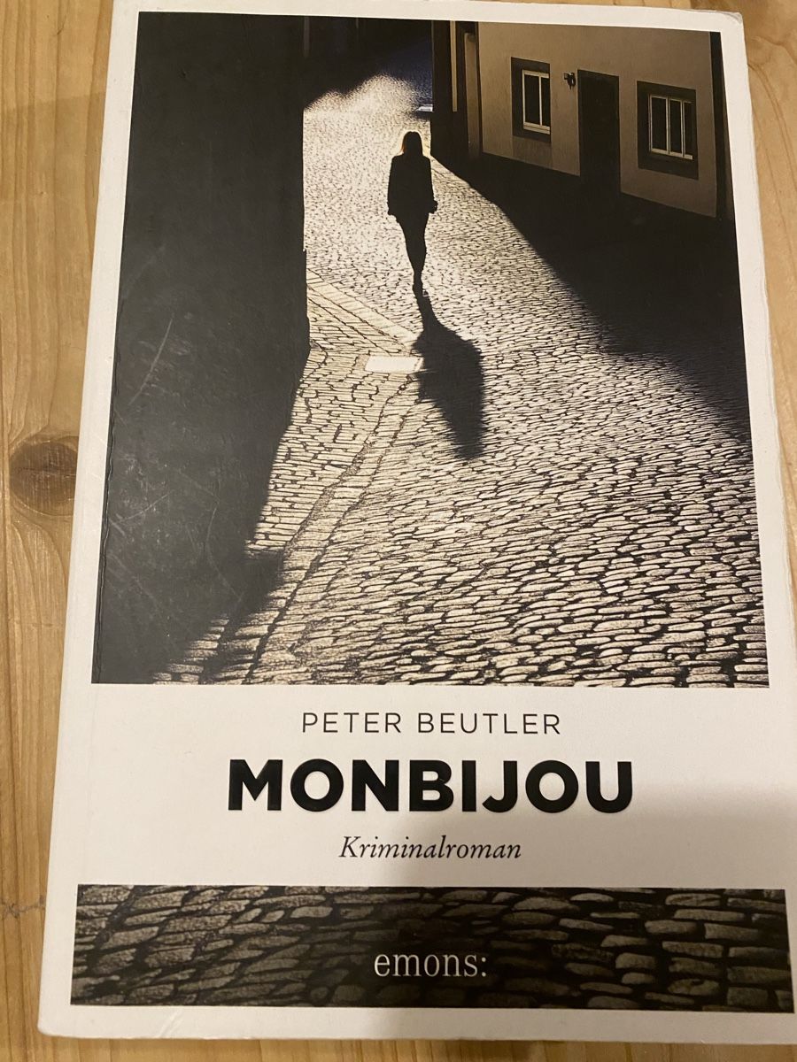 Libri: Paket Krimi Romane – Usato da Basel venduto da riesther 6