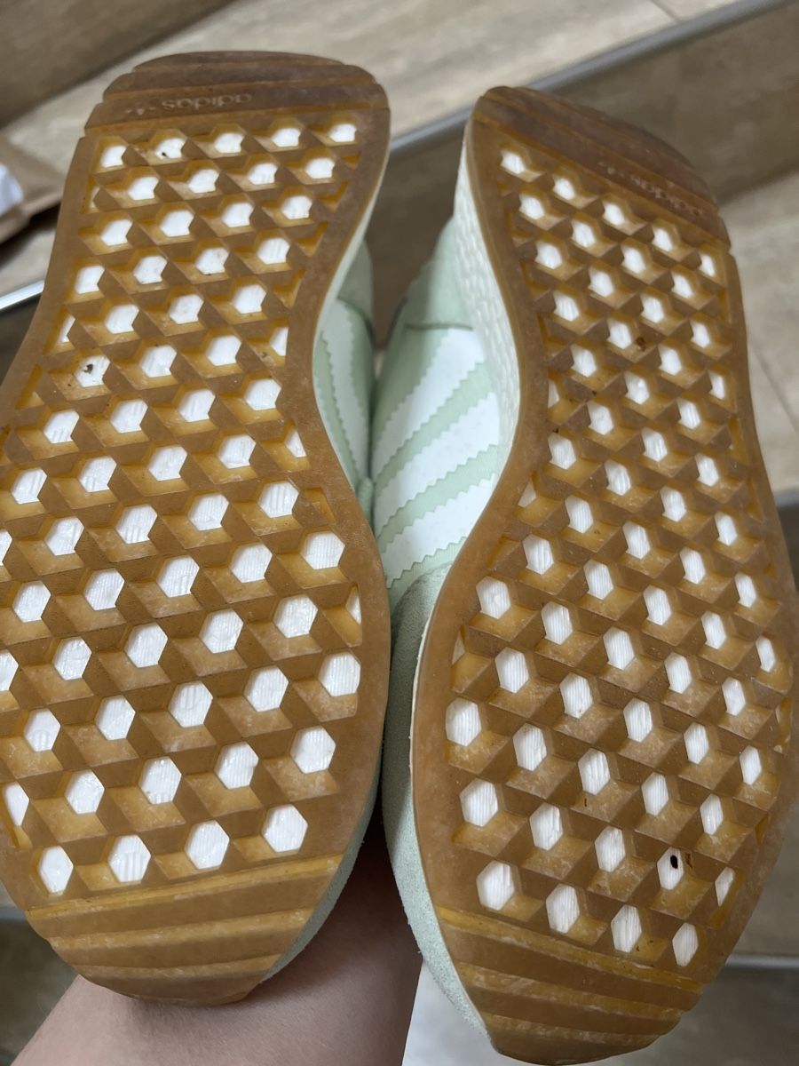 Adidas Damenschuhe: Adidas Sport Schuhe Orginal – Gebraucht aus Regensdorf von weiningerl 7