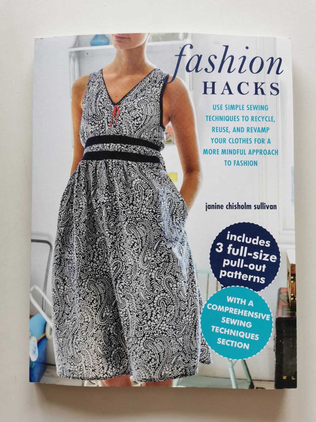 Libri: Fashion hacks, NEU – Nuovo e nell'imballaggio originale da Hinterforst venduto da Jamila8