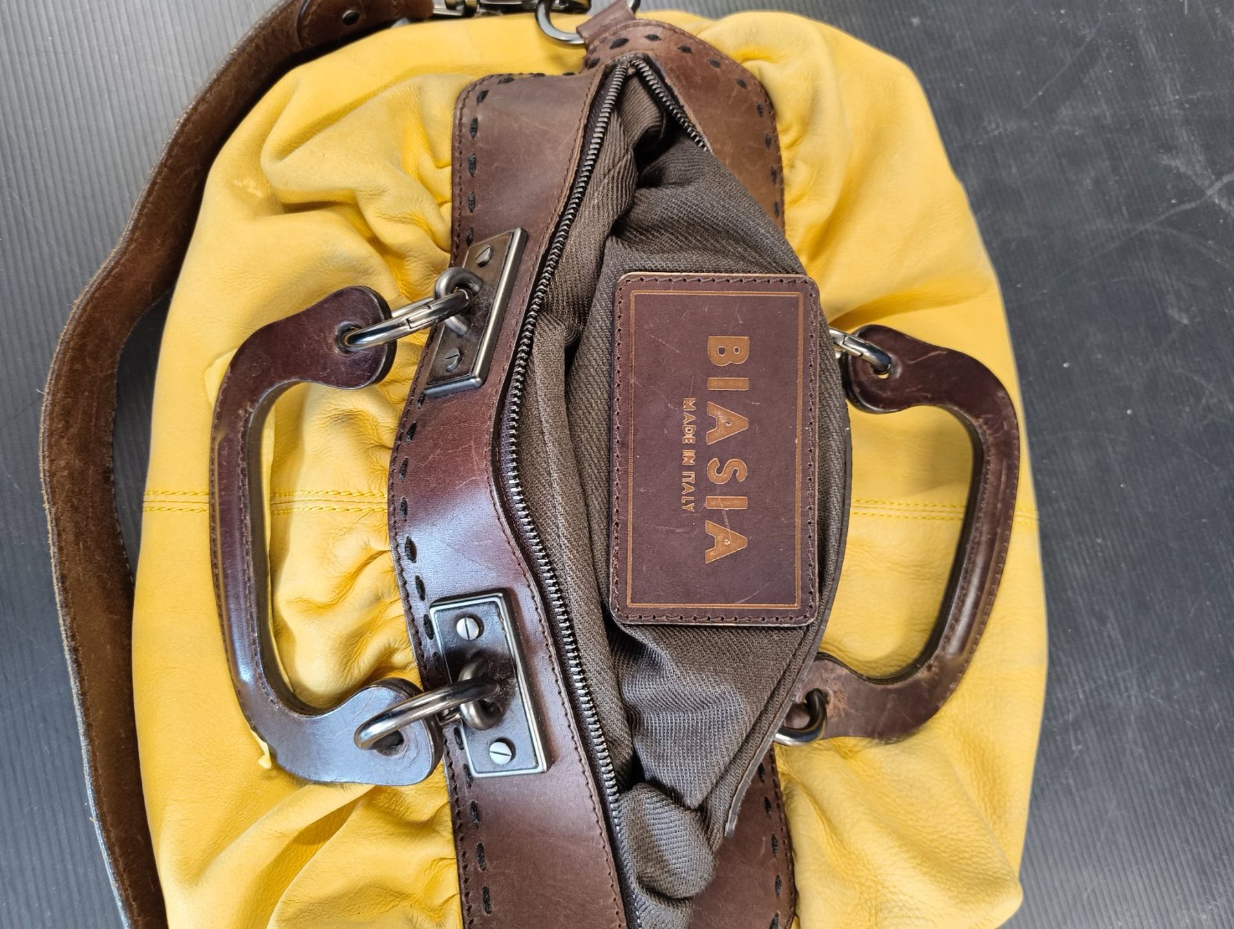Francesco Biasia Borse da donna: Handtasche Francesco Biasia – Usato da Basel venduto da bk_brockibasel 2